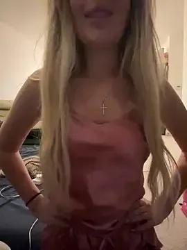 Slutty IceEyesUK from StripChat IceEyesUK from StripChat