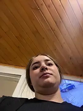 imlindapink on StripChat