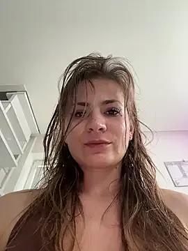 Freechat IsabellaEtha on StripChat