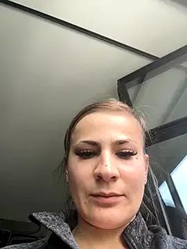 Freechat IsabellaEtha on StripChat