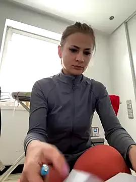 Freechat IsabellaEtha on StripChat