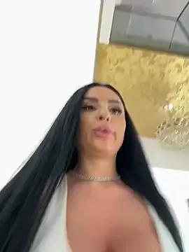 IsabelleHunt on StripChat 
