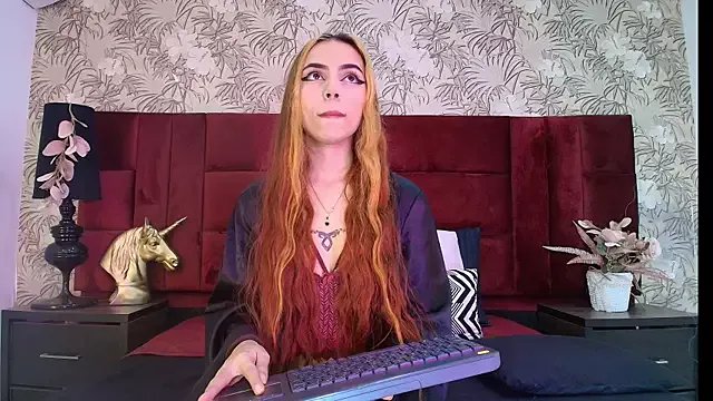 isis_jhempss on StripChat