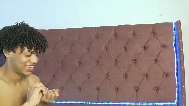 Freechat jony_honey on StripChat