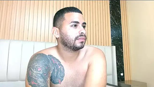 Juliana_And_Dave on StripChat 