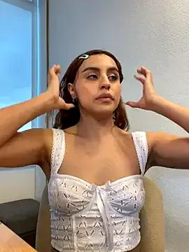 Try 23 years old Katee_Jones from StripChat Katee_Jones from StripChat