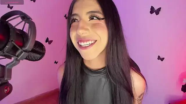 Freechat Kendramillerr_1 on StripChat