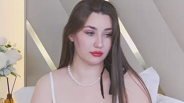 Masturbate to sexy model KiraBarlows KiraBarlows from StripChat