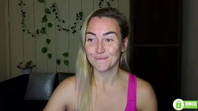 Watch Kiss_julli88I, she wants to masturbate for you Kiss_julli88I from StripChat