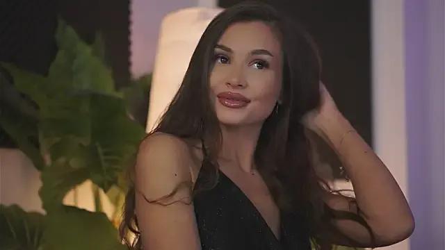 Freechat KyssaraPlay on StripChat