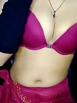 L_ucy1 on StripChat 