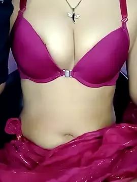L_ucy1 on StripChat 