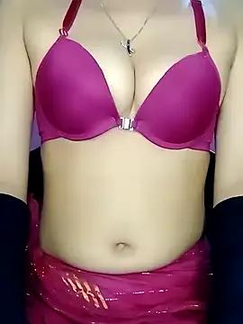 L_ucy1 on StripChat 