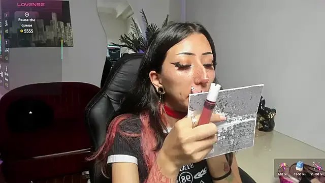 Freechat Laila_Angels on StripChat