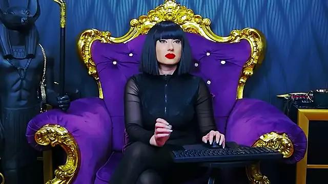 LaraMaeve on StripChat 