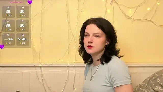 LatinaHuguenin — suck my finger