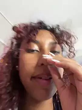 lauraltt on StripChat