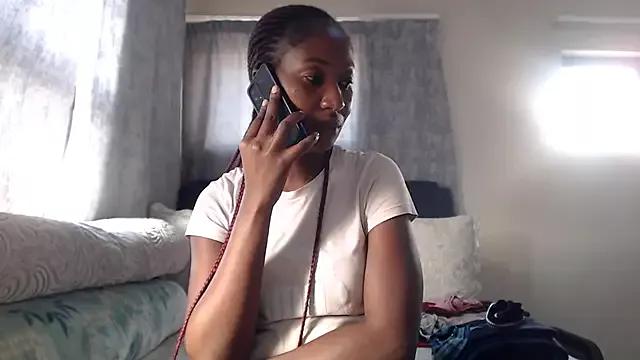 leanna23 on StripChat 