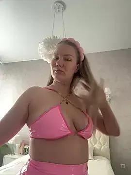 LianaCruz__ on StripChat