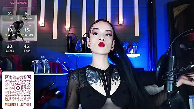 Liilith_goddess_ on StripChat 