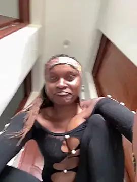 Lil-shawrie on StripChat