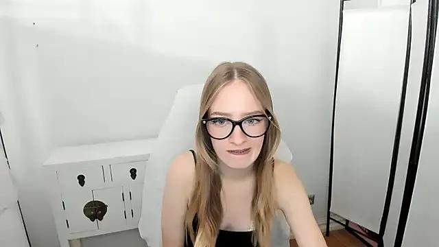 LilaGold on StripChat