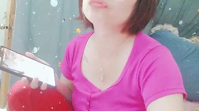 linhlinh_xx87 on StripChat 