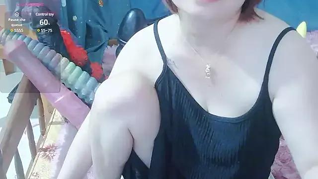linhlinh_xx87 on StripChat 