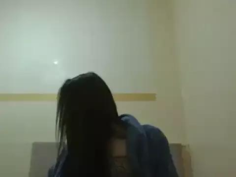 lolimirass24 on StripChat 