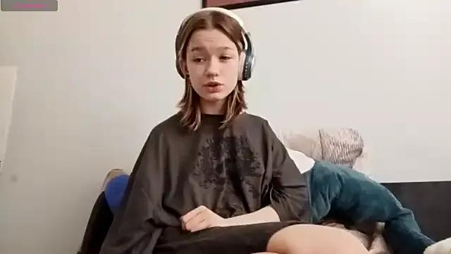 Naked LorRebak wants you to fuck her body now LorRebak from StripChat