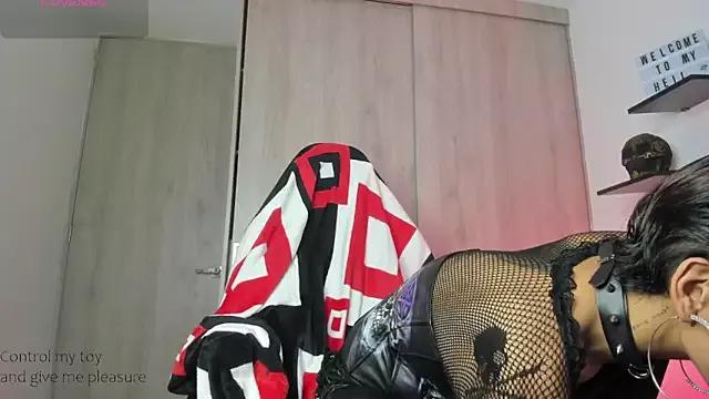luci_fer_devil on StripChat 