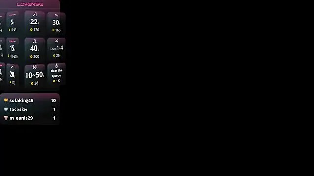 lucialuna — Freechat on StripChat