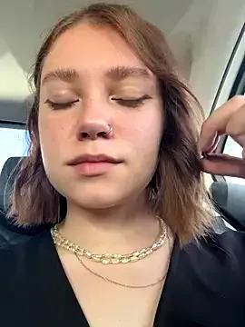 Freechat lucy-joy on StripChat