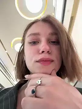 Freechat lucy-joy on StripChat