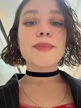 Freechat lucy-joy on StripChat