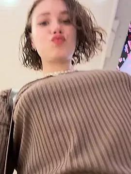 Freechat lucy-joy on StripChat