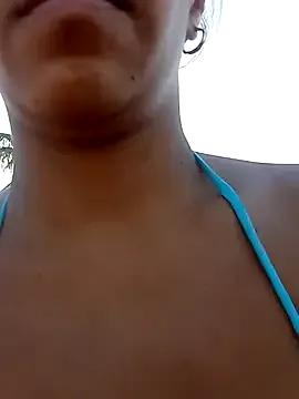 LucyNatural from StripChat