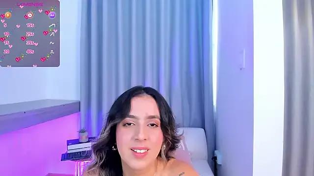 Lucyortiz_ on StripChat 