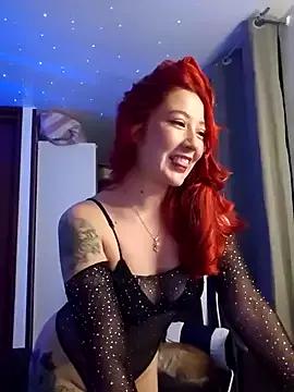 lunnaa_ on StripChat