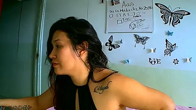 luxandracon23 on StripChat 