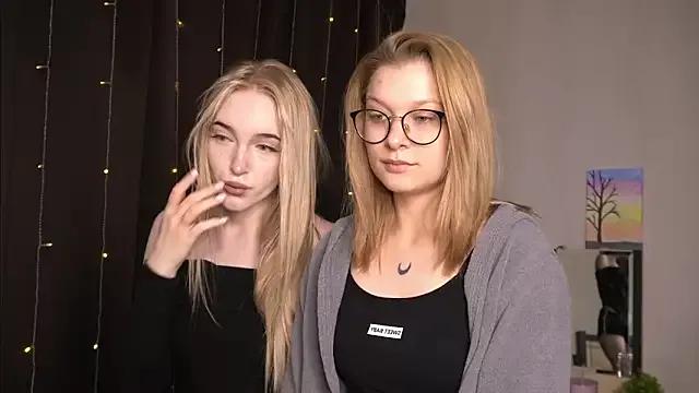 Freechat MaeEversley on StripChat