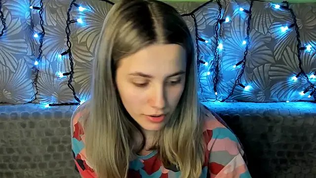 MaggieCake on StripChat