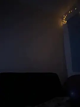 magic_man1085 from StripChat