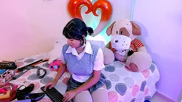 Mattilda_18 on StripChat 