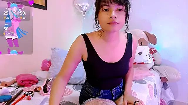 Mattilda_18 on StripChat 