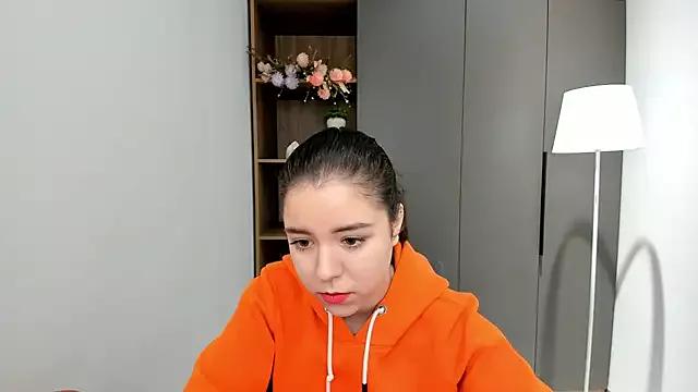 MaureenDrews on StripChat 