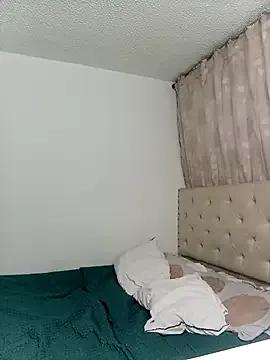 MeganHillss on StripChat