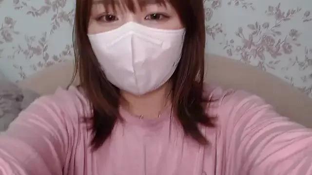 mei_hosina on StripChat