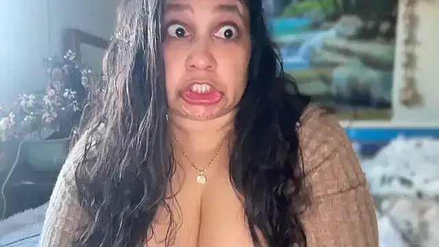 Freechat MelanieFawker on StripChat