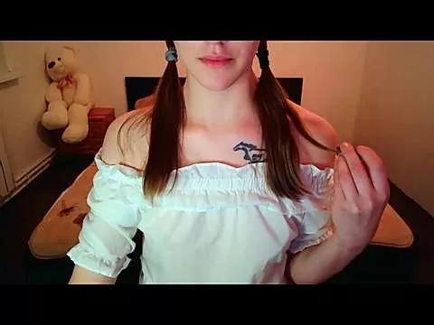MikkiRay on StripChat 